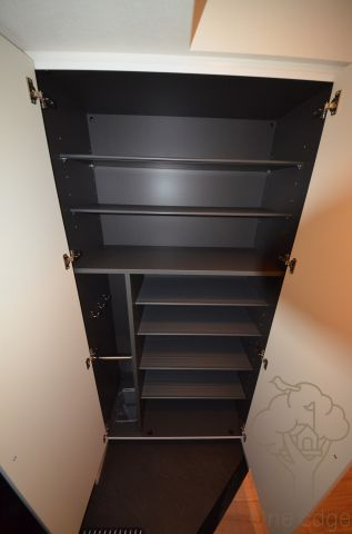 プレサンス天神橋スカイルの玄関