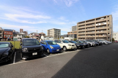 【駐車場】 | ヴェルデュール・カー