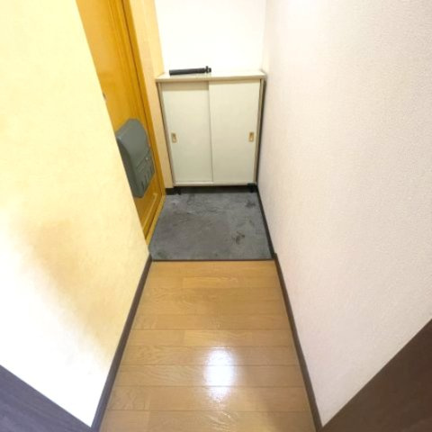 大木戸ビルの玄関