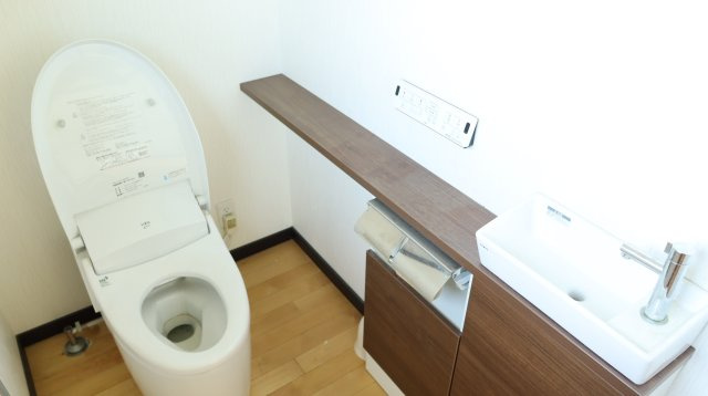 【住居付店舗】常盤のトイレ
