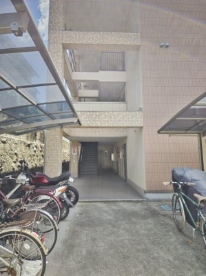 【エントランス】 | コンフォルタ星田 | 建物の内部です