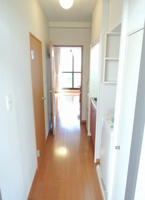 【玄関】 | サンヒルズ | 同タイプ室内