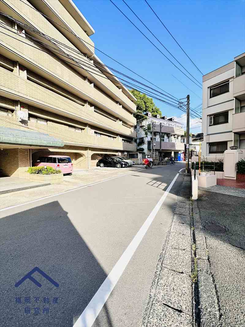 ロータリープラザ二日市の周辺