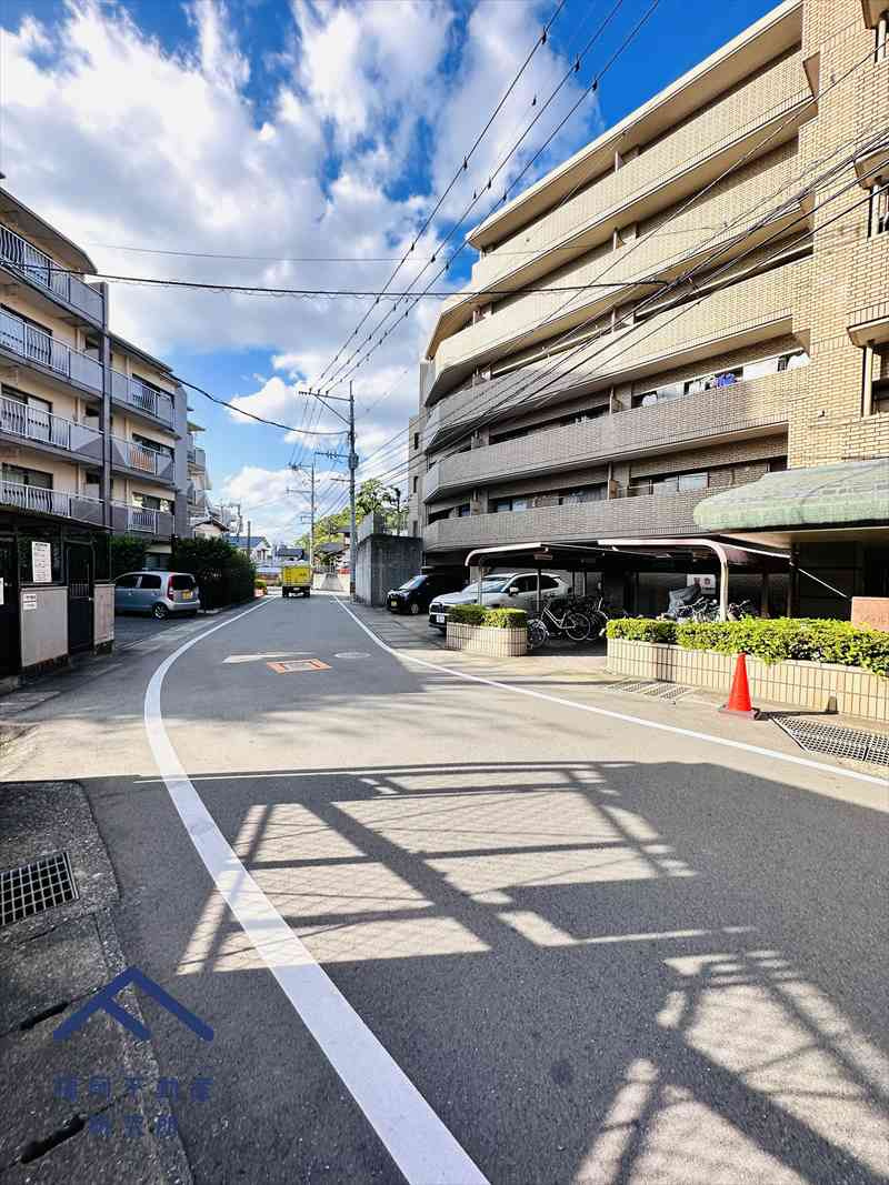 ロータリープラザ二日市の周辺