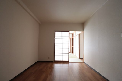 【洋室】 | エリジェール新森