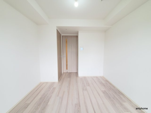 バウスフラッツ新大阪　仲介手数料無料の洋室