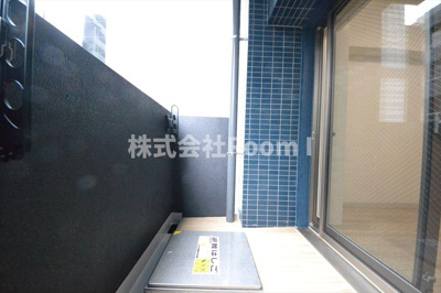 【バルコニー】 | プレサンス堺筋本町エグゼブラン | お洗濯にも便利なバルコニー付き