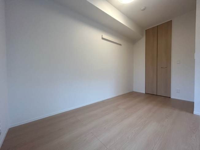 【洋室】 | アヴニール藤松