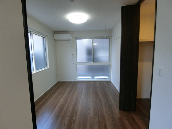 【寝室】Ｄ－ｒｏｏｍ銀杏町