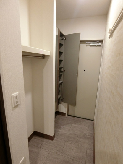 【玄関】Ｄ－ｒｏｏｍ銀杏町