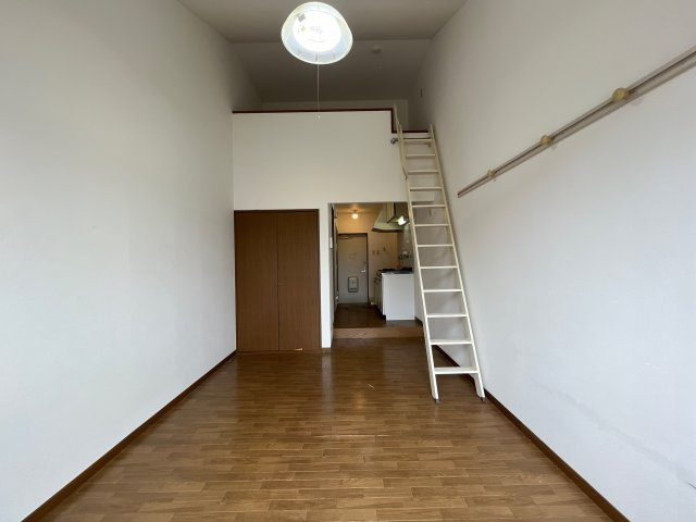 エステートピアセルベイユの居間・リビング