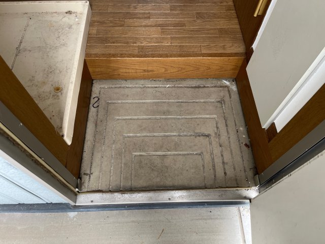 エステートピアセルベイユの玄関