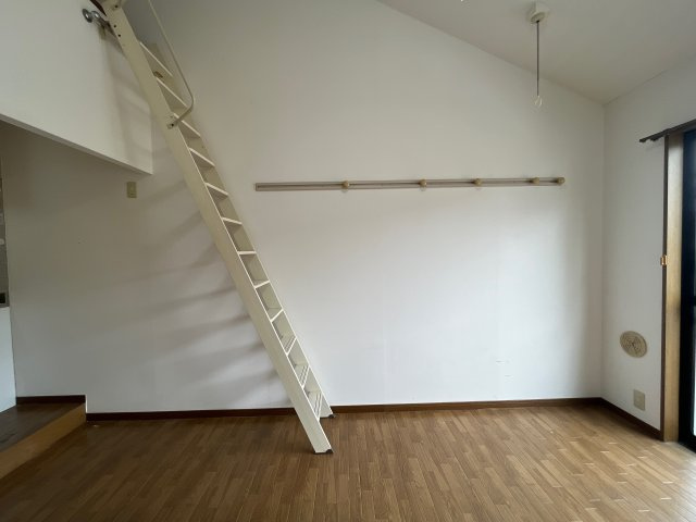 エステートピアセルベイユの洋室