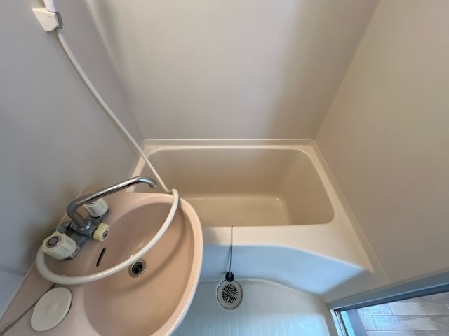 エステートピアセルベイユの浴室