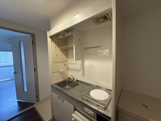 Uマンションのキッチン