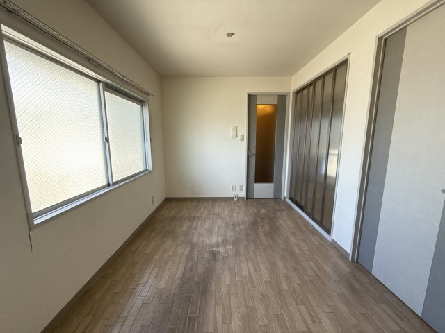 リヴァティー辻井の居間・リビング