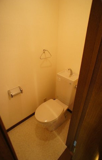 シャルム津福のトイレ|シンプルで使いやすいトイレです