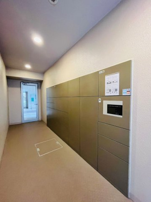 【その他共用部分】 | ビープレイスD棟 | 忙しい家庭に便利な宅配ボックスです。