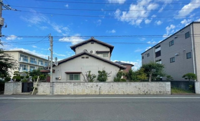 【外観】 | ☆南区泉田☆建築条件なし土地☆ | 建築条件無。現状建物がありますが、解体してのお引渡しです。確定測量後のお引渡しです。