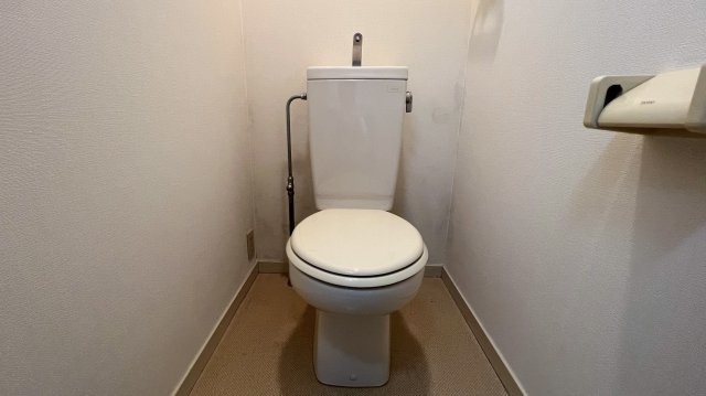 OSTクレスタのトイレ