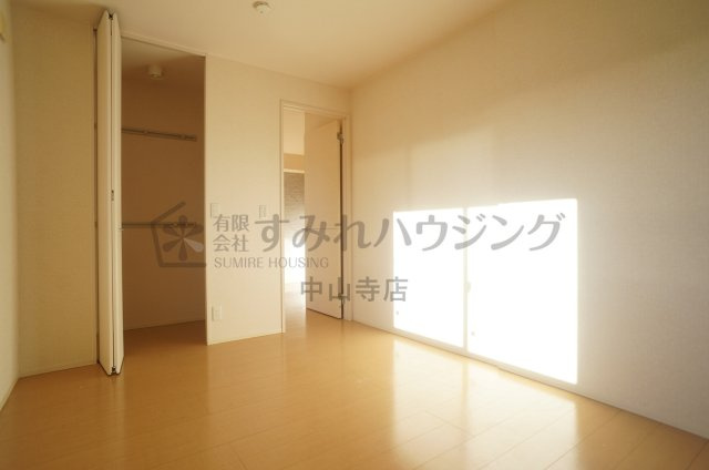 ヴィラソレアーダ中野　C棟の洋室