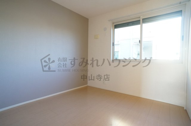 ヴィラソレアーダ中野　C棟の寝室