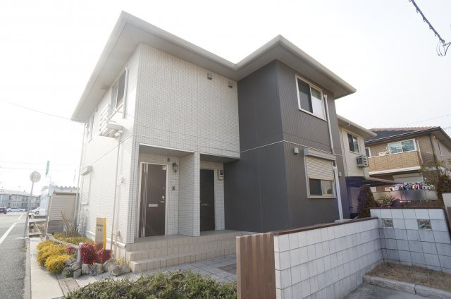 ヴィラソレアーダ中野　C棟