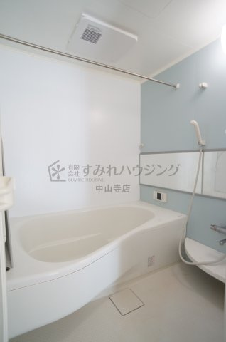 ヴィラソレアーダ中野　C棟の浴室