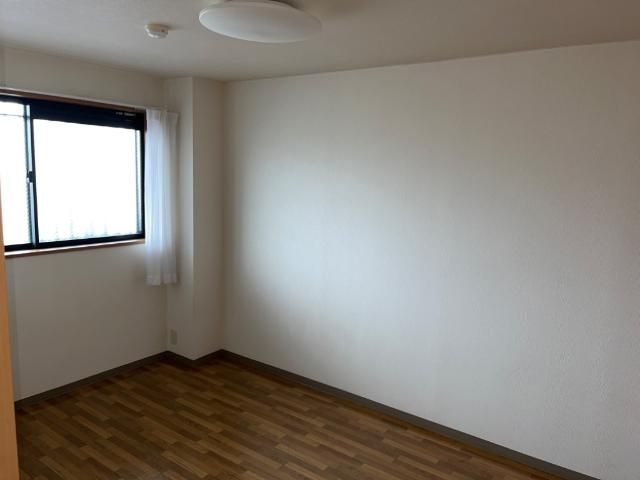 【寝室】フォレスト壱番館 