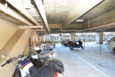 【駐車場】 | エステマール弥刀