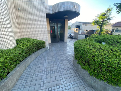 【エントランス】 | ローレル蛍池