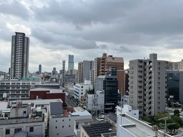 プレサンスロジェ上本町の展望