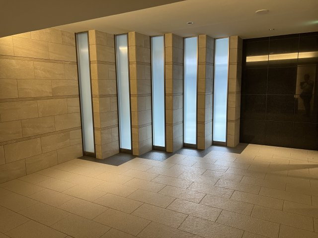 プレサンスロジェ上本町のその他共用部分