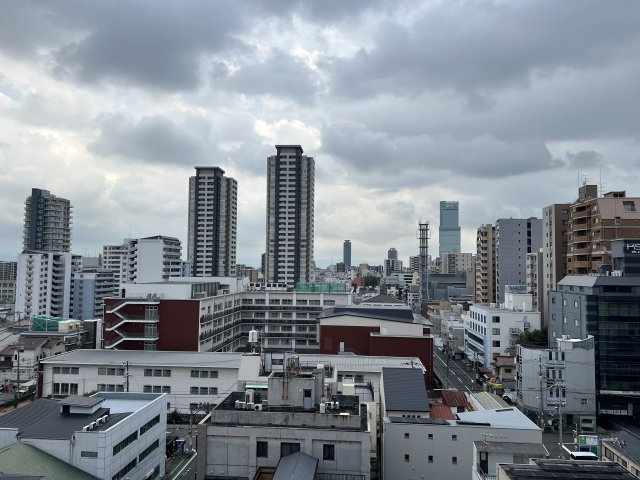 プレサンスロジェ上本町の展望