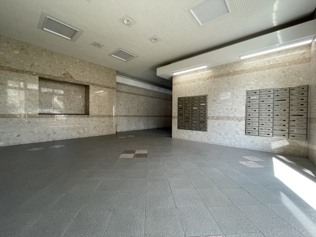 エバーライフ久留米中央のエントランス