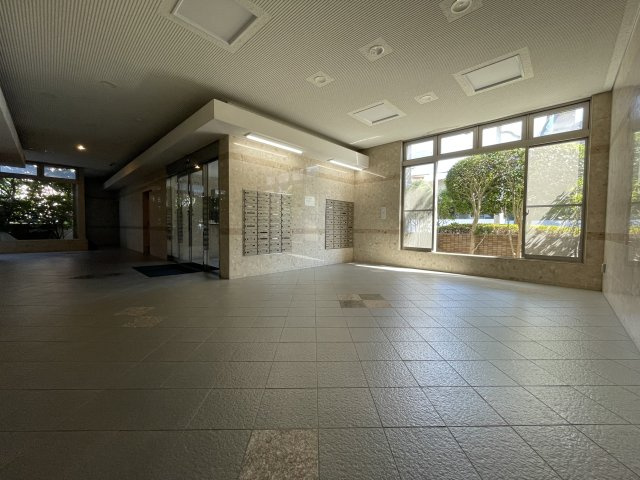 エバーライフ久留米中央のエントランス