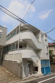 ★オートロック付き建物入り口★