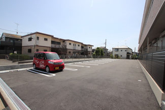 ★敷地内駐車場★（有料・要空き確認）