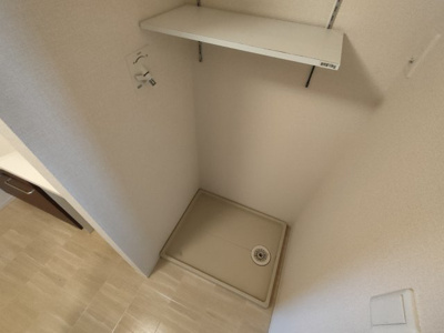 【設備】 | セピアコートA館 | 洗濯機置き場です