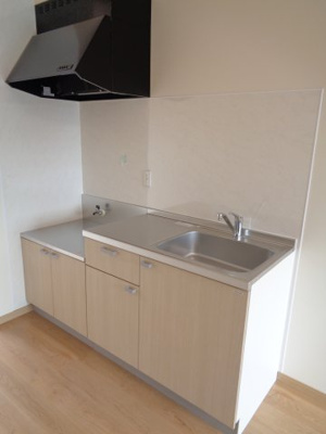 【キッチン】 | URBAN CUBIC鷹巣 | 現況写真については同サイズの他部屋の写真を使用しています。写真と現況が異なる場合は現況を優先いたします。