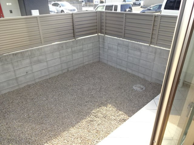 OA FLAT西庄WESTⅠの庭