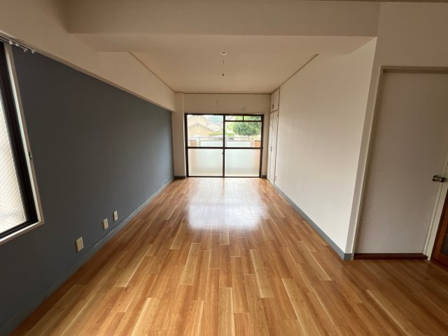 ブエナビスタ姫路の居間・リビング