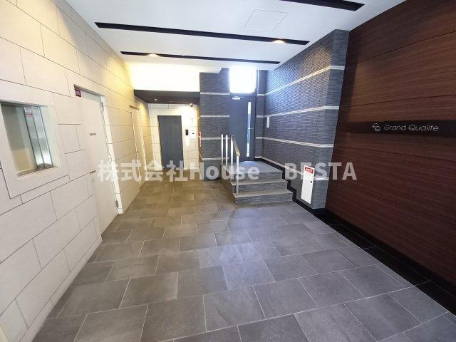 グランカリテ神戸ハーバーランド前のエントランス