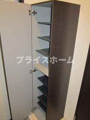 【玄関】 | GRANDTIC グレイス博多南