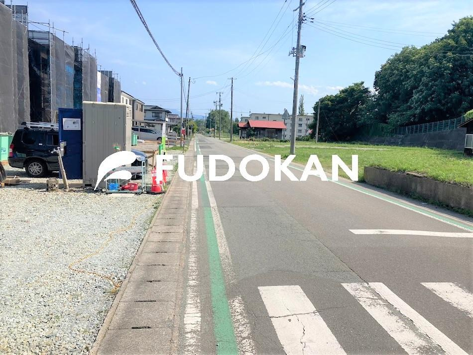 東根市若木建売住宅【2号棟】の周辺|前面道路になります。