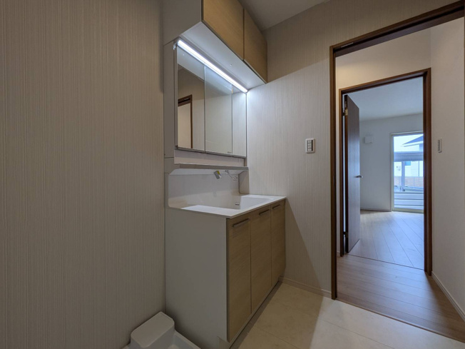 【独立洗面台】