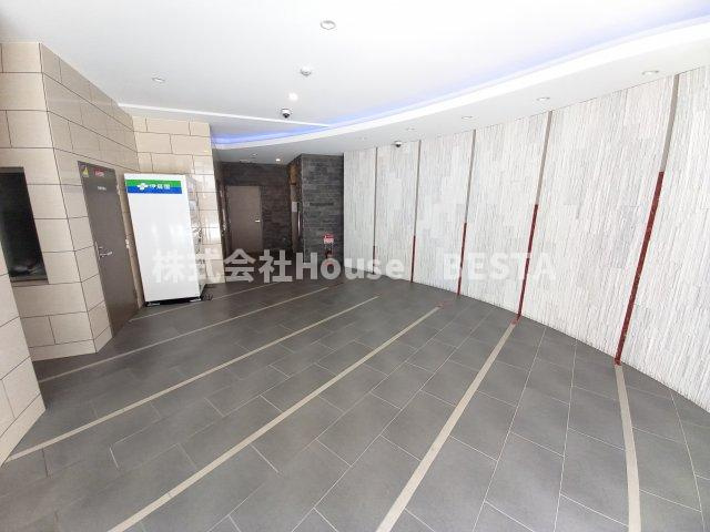 セレニテ神戸西クレアのエントランス