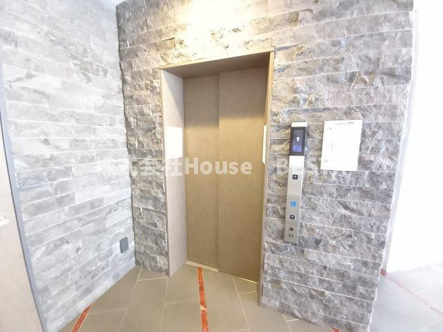 セレニテ神戸西クレアのロビー