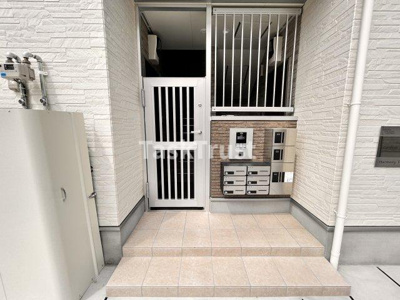 【エントランス】 | グランデュール新森