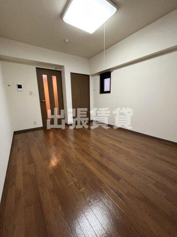 仲介手数料0円！エスポワール亀島の居間・リビング